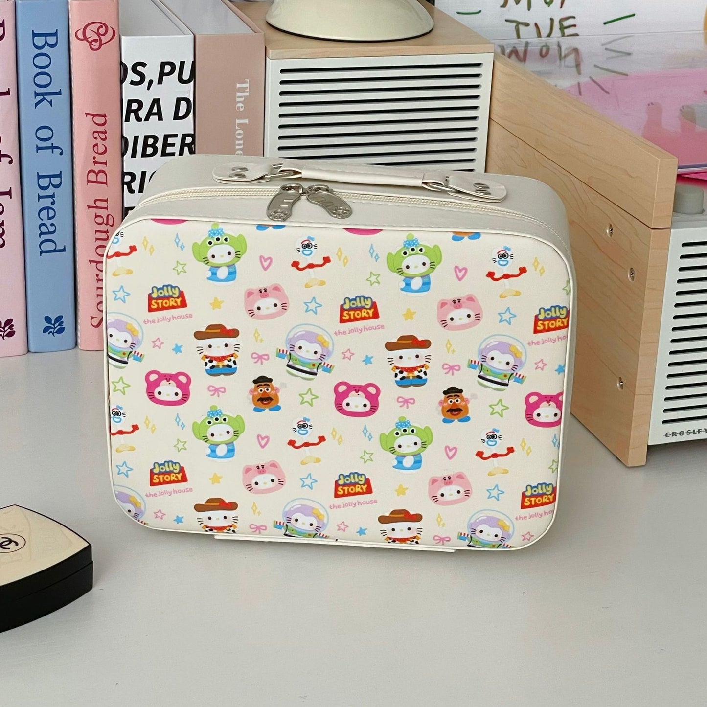 Cute printed makeup case and large-capacity makeup bag