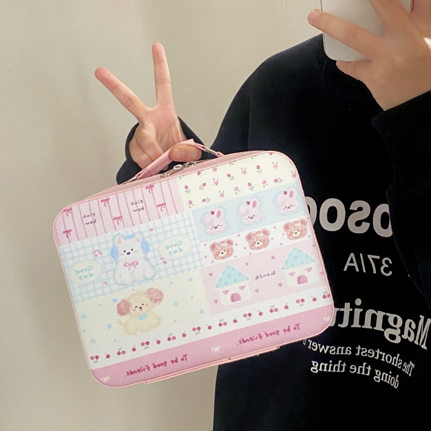 Cute printed makeup case and large-capacity makeup bag